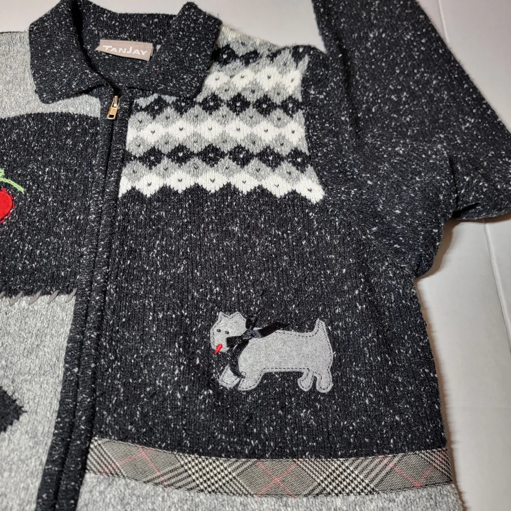 TanJay‎ Patchwork Scotty Dog Zipper Cardigan Sweater Medium Black Gray Red Heart